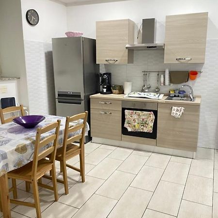 Апартаменты Terry'S House Неаполь Экстерьер фото